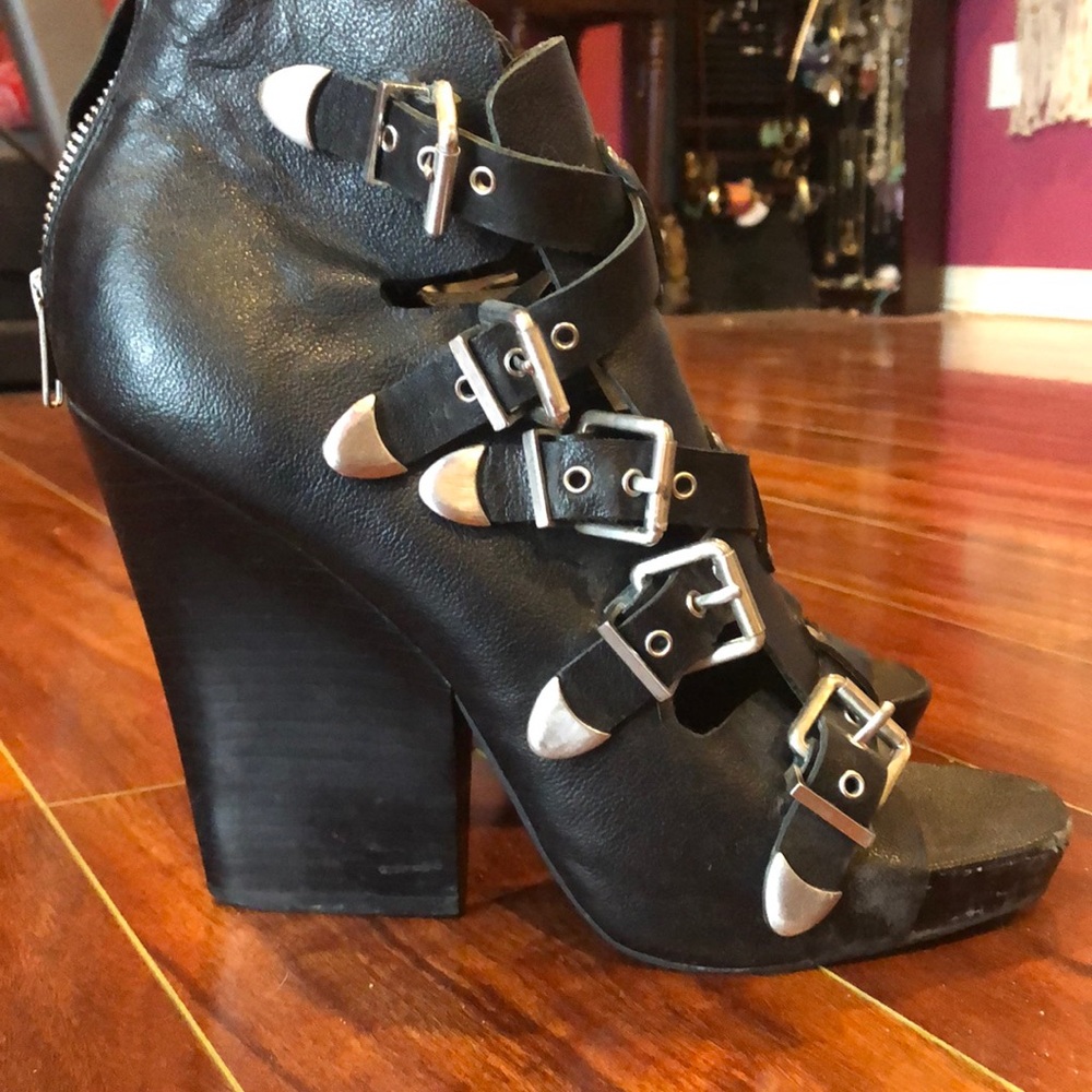 Dolce vita shoes